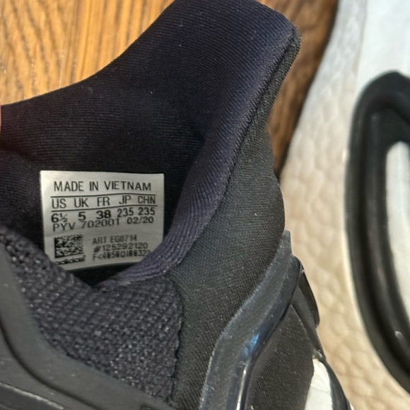 Adidas Ultraboost 20 Primeblue size 6.5 - Picture 5 of 5
